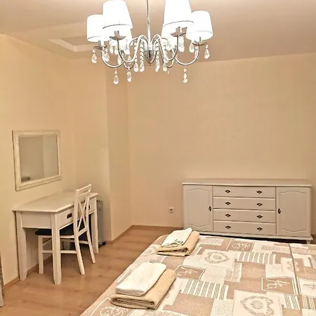 Dream Stay - Bright 1Bdrm Apartment Next To Town Hall Square * Reval